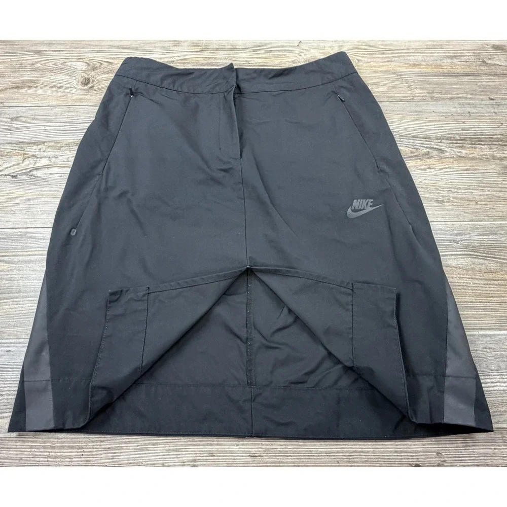 Nike Sportswear Bonded Tech Black Skirt High Waisted Zip Pocket Womens M Golf